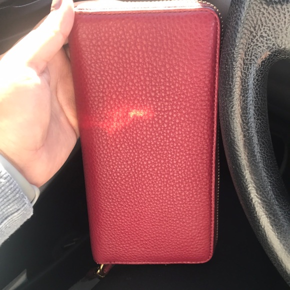 Marc by Marc Jacobs Wallet - Picture 2 of 4